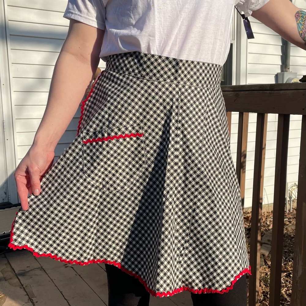 VINTAGE APRON 💚